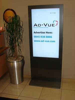 Panneau d'affichage LCD, Ecran publicitaire digital avec lecteur  multimédia intégré